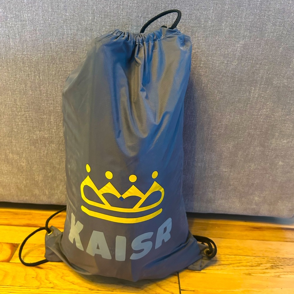 KAISR Silver Gray Inflatable Chair NWOT